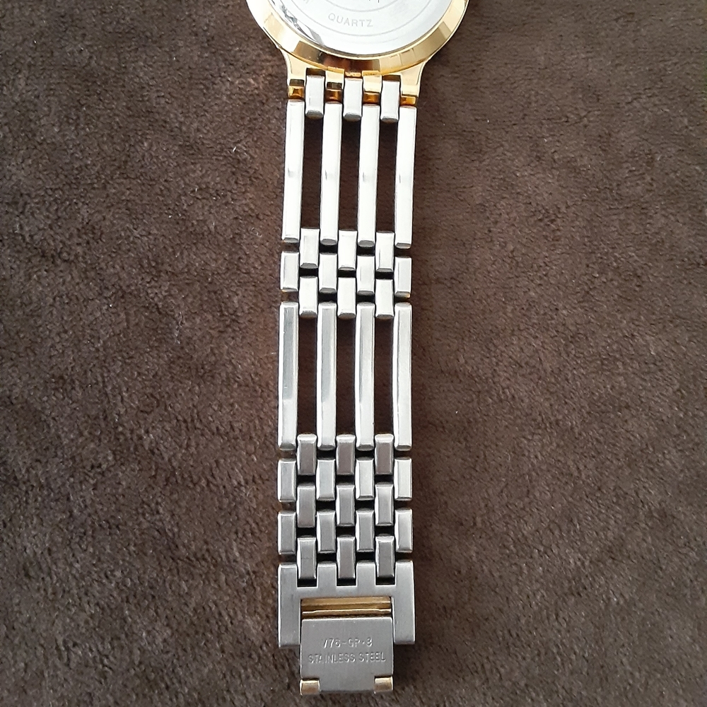 MOVADO WATCH - Picture 7 of 8